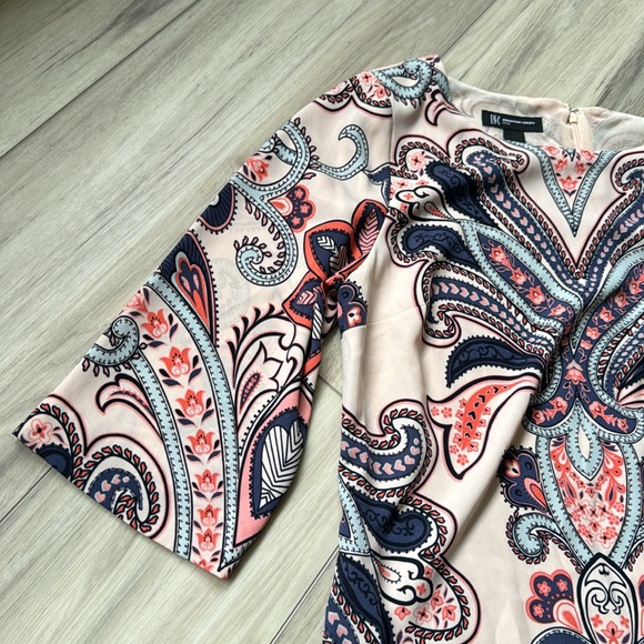 ☀️ ❤️5/$13 Paisley dress - Picture 2 of 5